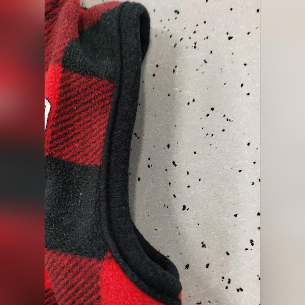Carterโs Infant Baby Red & Black Buffalo Checkered Plaid Fleece Zip Up Vest 6M - Picture 7 of 10